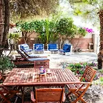 Casa Josto - Walk To Private Garden Tatil Evi Maladroxia