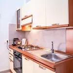 Casa Josto - Walk To Private Garden بيت للعطل Maladroxia